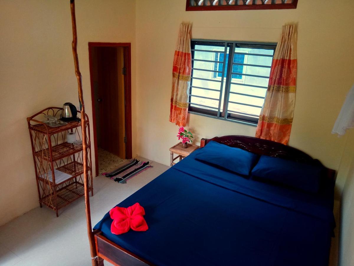 Baloo Guesthouse เกาะรงสำลน ภายนอก รูปภาพ