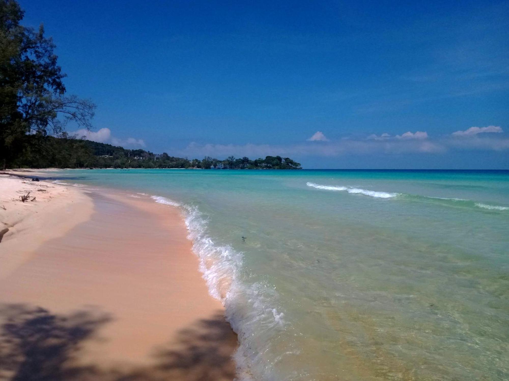 Baloo Guesthouse เกาะรงสำลน ภายนอก รูปภาพ