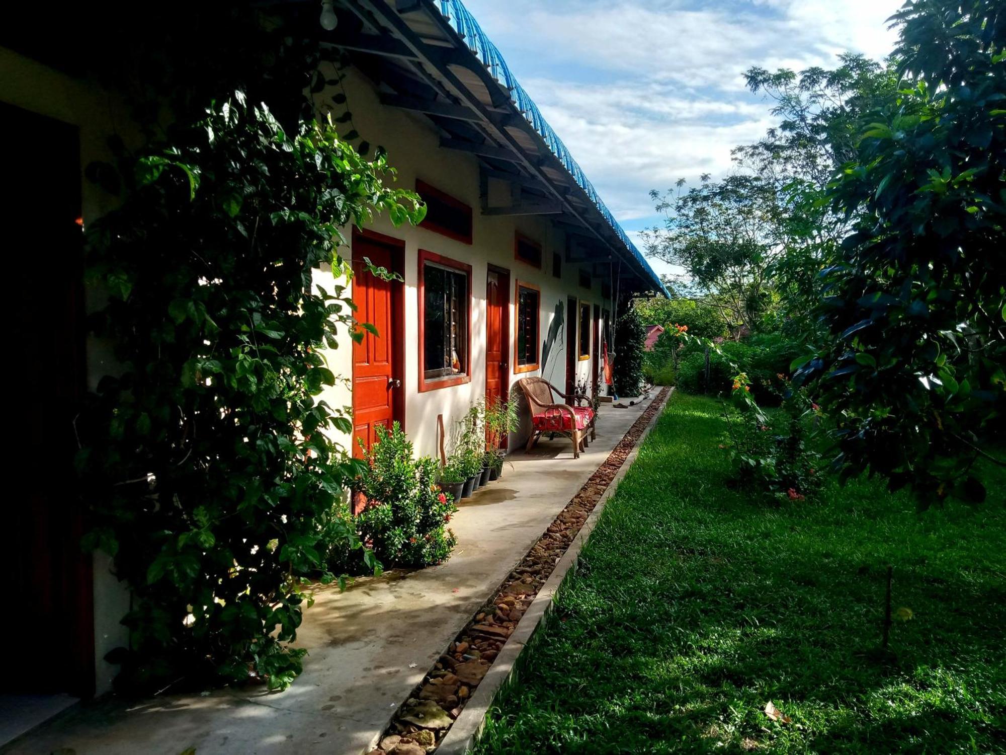 Baloo Guesthouse เกาะรงสำลน ภายนอก รูปภาพ